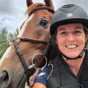 Meet your Posher, Jennifer